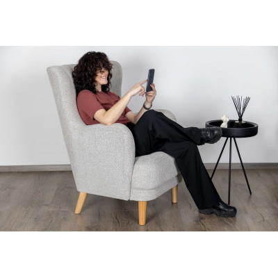 Elegant armchair