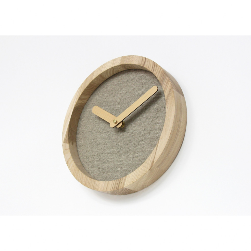 Light Wooden Round Clock (Linen)