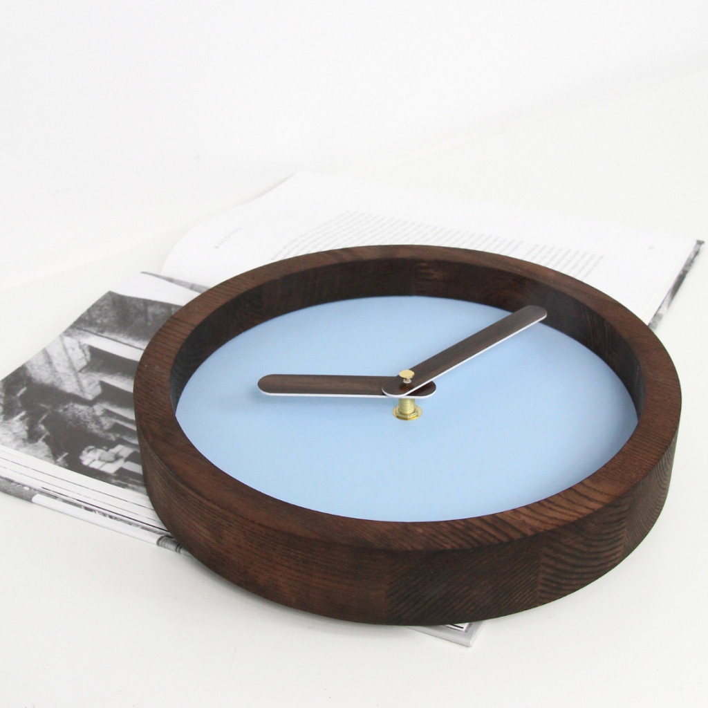 Dark Wooden Round Watch (Baby Blue Faux Leather) Dark Wooden Round Watch (Baby Blue Faux Leather)