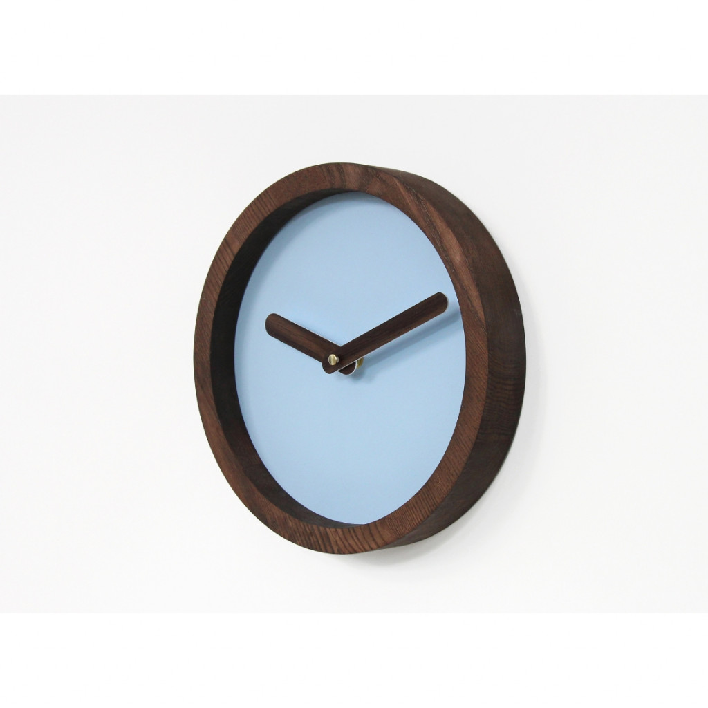 Dark Wooden Round Watch (Baby Blue Faux Leather) Dark Wooden Round Watch (Baby Blue Faux Leather)
