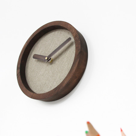 Dark Wooden Round Clock (Linen)