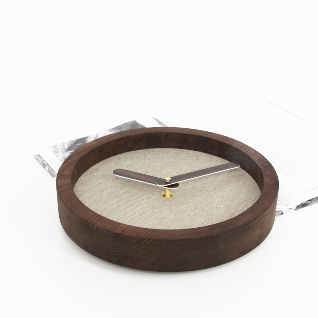 Dark Wooden Round Clock (Linen)