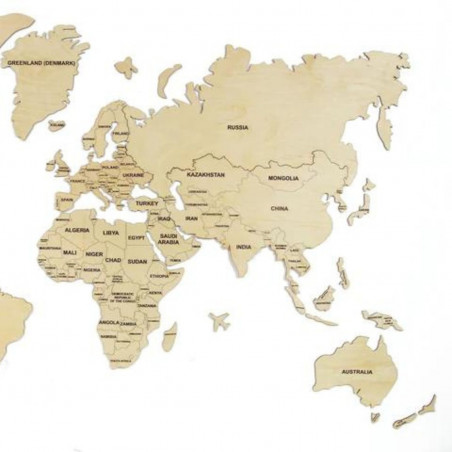 Wooden wall map of the world | Natural