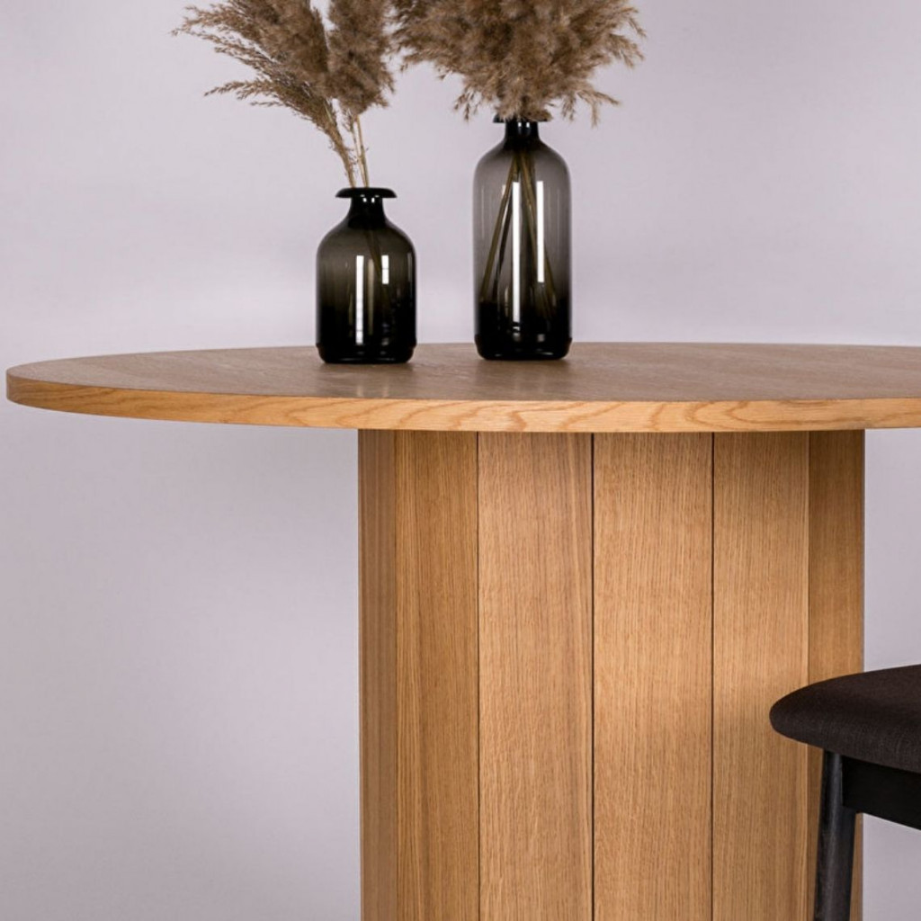 Dining table Revolve Dining table Revolve