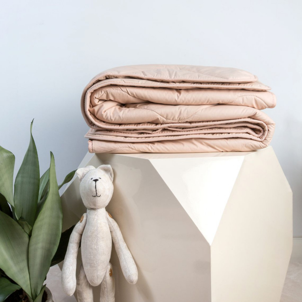 Baby blanket with camel wool Baby blanket with camel wool