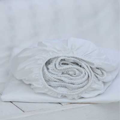 Satin sheet with elastic | White