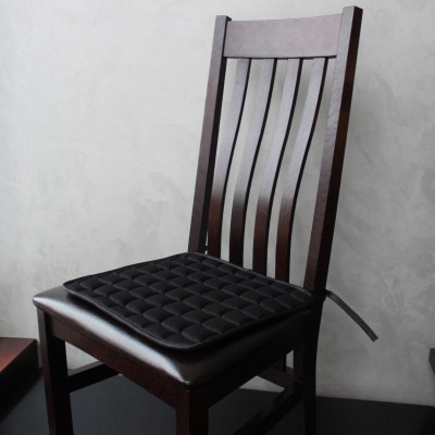 Krēsla spilvens | Melnās kastes | kreslu-spilveni | NMF Home