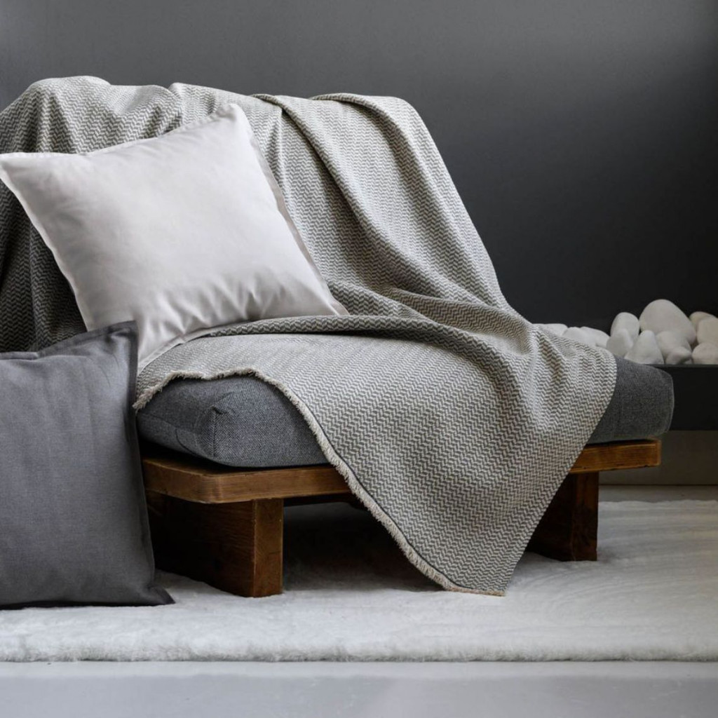 Plaid Free Taupe | Warm grey Plaid Free Taupe | Warm grey