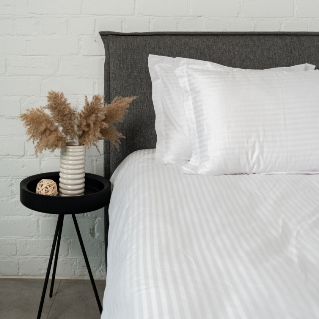 Bed linen set Satin with earrings Bed linen set Satin with earrings