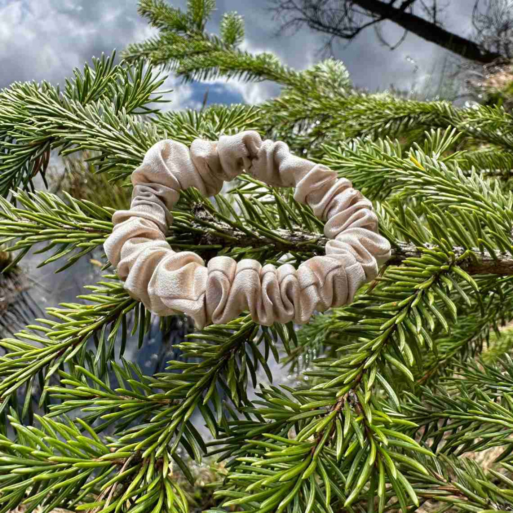 Резинка для волос из натурального шелка Mulberry | Крем Резинка для волос из натурального шелка Mulberry | Крем