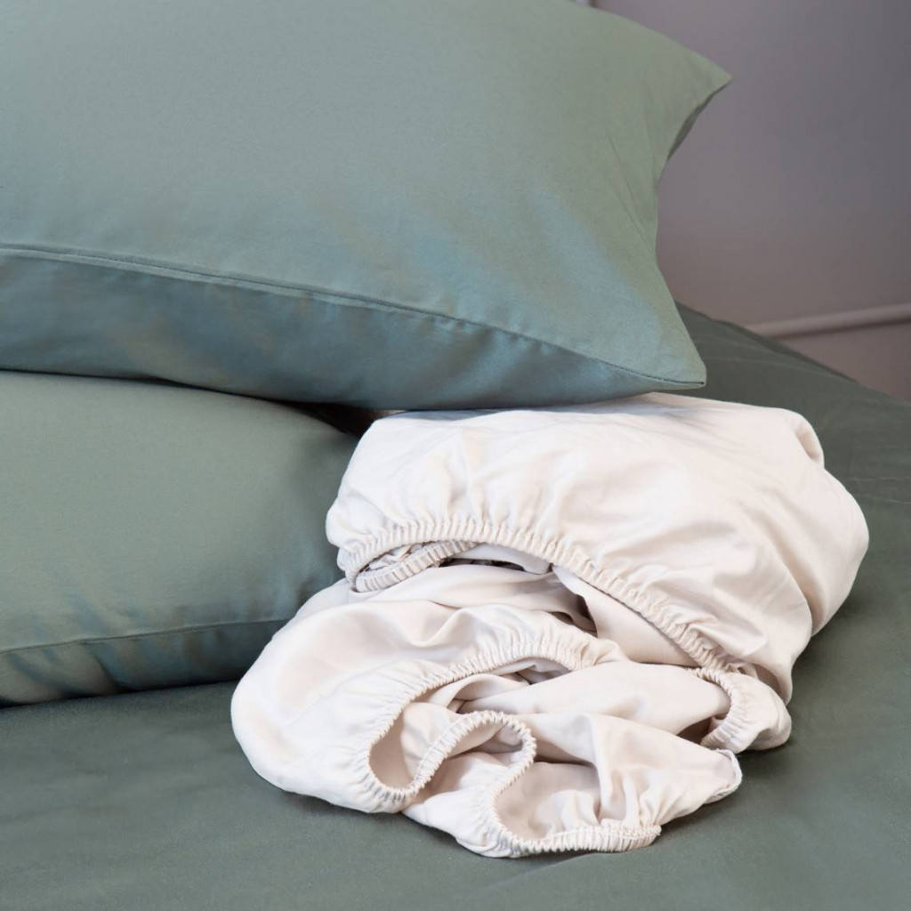 Premium satin bed linen | Green
