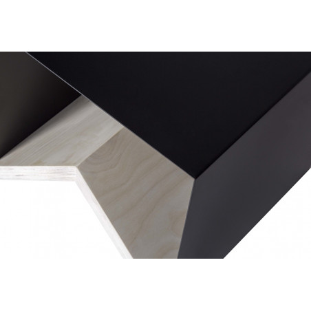 Table Kriss
