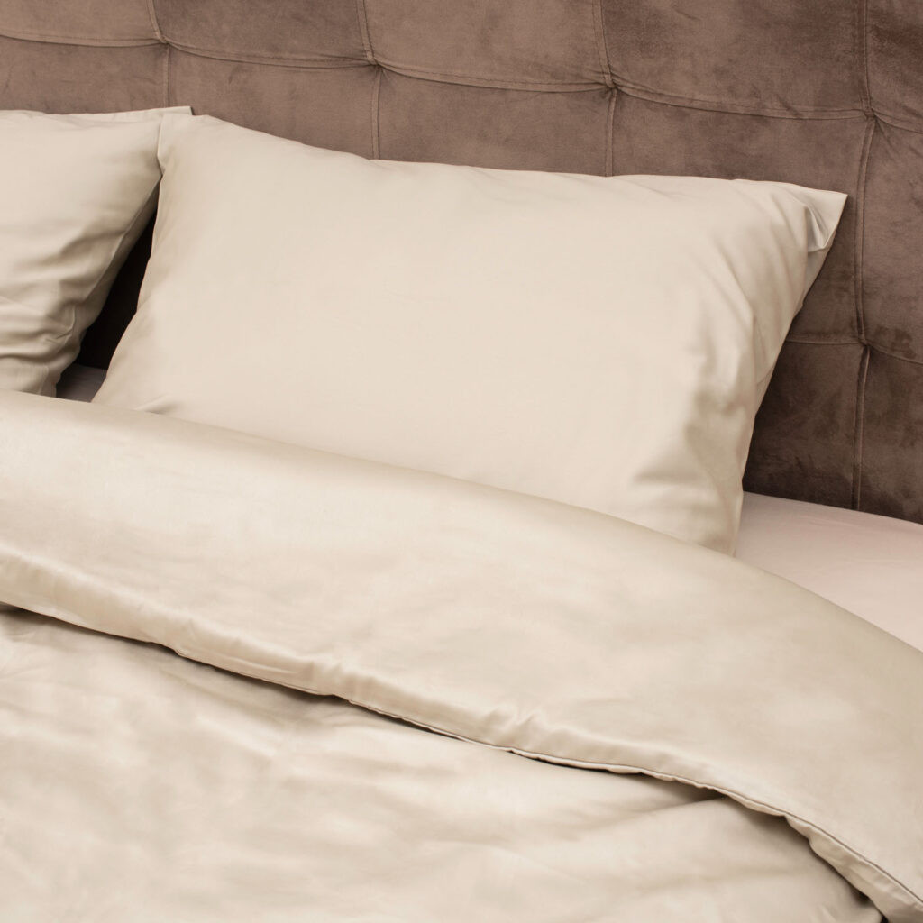 Premium satin bed linen | Greyish beige