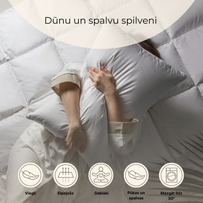 Down and feather pillow | White