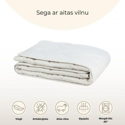 Blanket with sheep's wool
