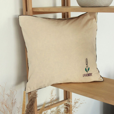 Sauna cushion with wood shavings