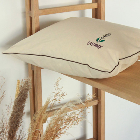 Sauna cushion with wood shavings