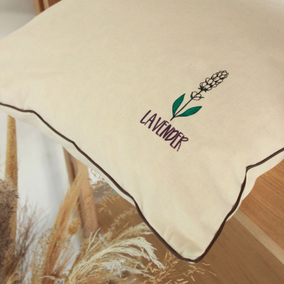 Sauna cushion with wood shavings